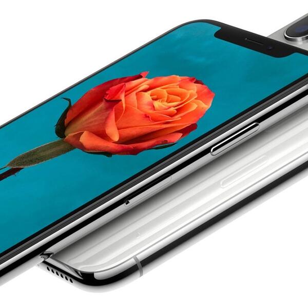 Apple запустила слух о выпуске трёх новых моделей iPhone в 2018 году