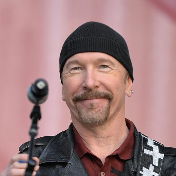 Гітарист U2 отримав ірландське громадянство. Після 62 років проживання в країні