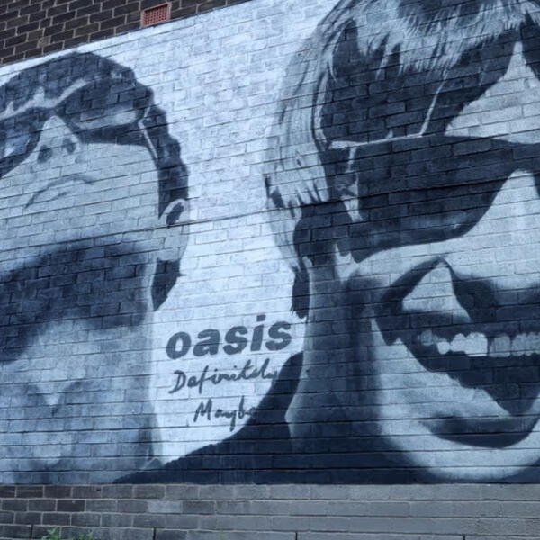 Продажі вінілу та CD Oasis зросли після новин про возз’єднання гурту. Тим часом фанати шоковані цінами на білети