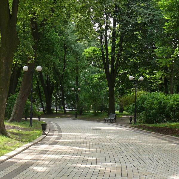 7 лучших парков Киева, где можно погулять этой весной