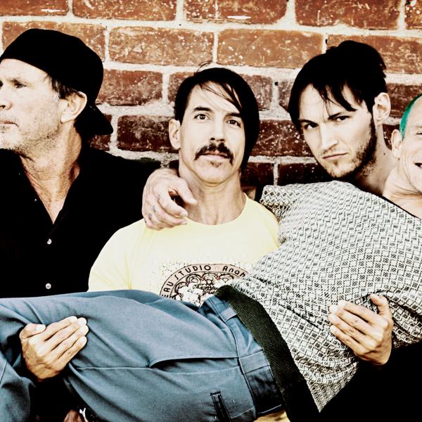 Red Hot Chili Peppers снова едут в Киев