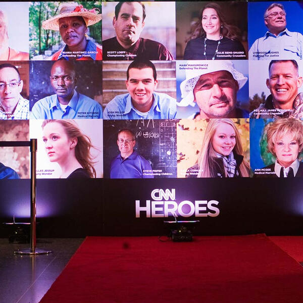 Шэрон Стоун и Крис Нот на вручении премии CNN Heroes 2015