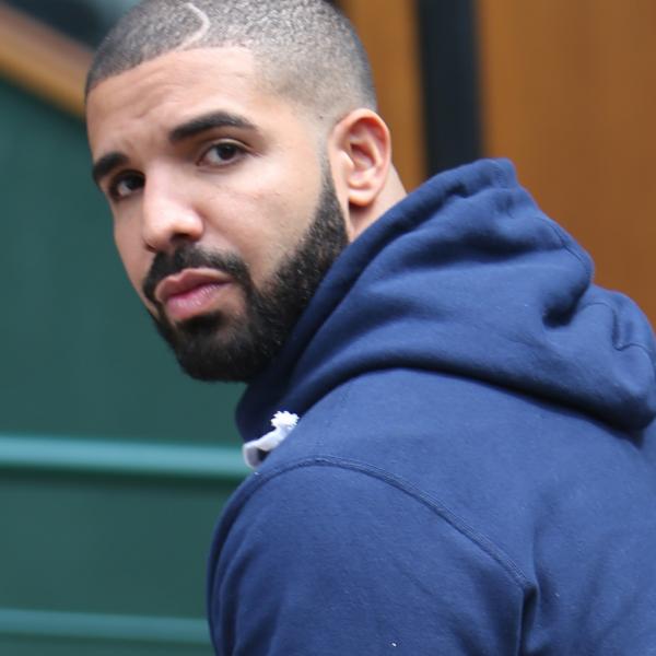 Drake и BlocBoy JB представили совместный трек “Look Alive” и видео на него