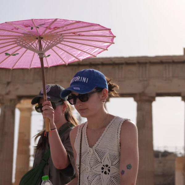 Рекордна спека змусила муніціпальну владу Грецію закрити Акрополь