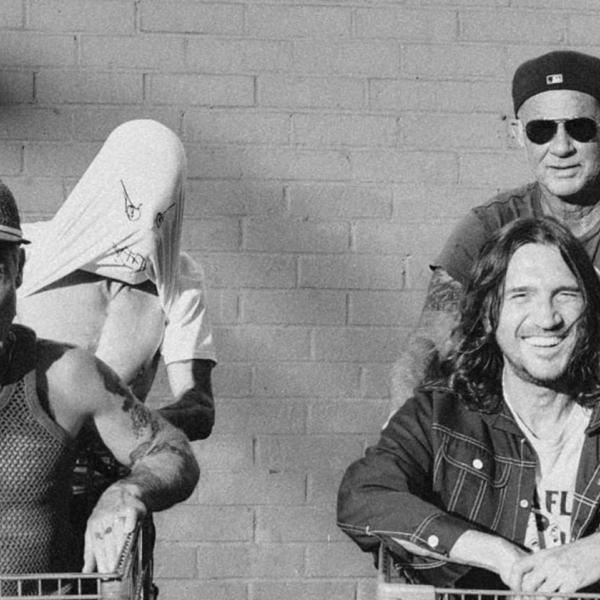 Red Hot Chili Peppers выпустили новую песню. И анонсировали новый альбом!