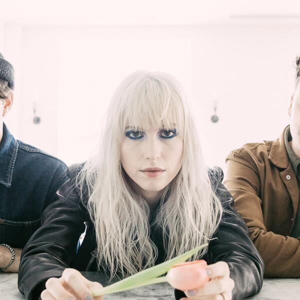 Paramore представили новый трек “Told You So” и видео на него