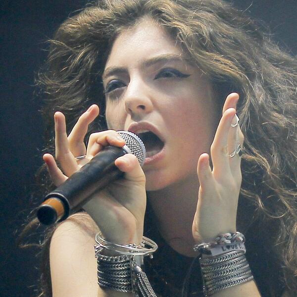 Lorde представила новый трек “Perfect Places”