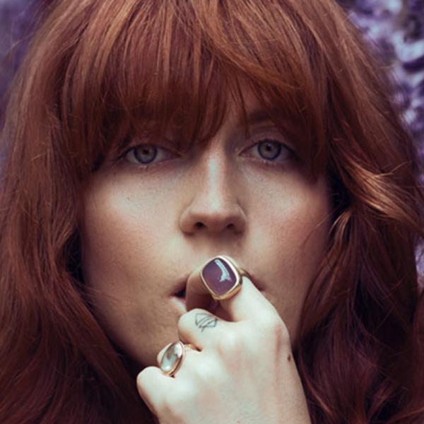 Gucci создали сценические костюмы для Florence+The Machine