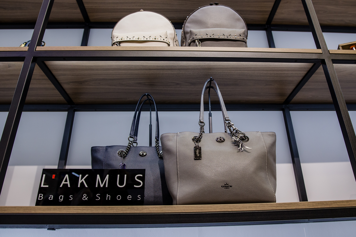 L’AKMUS Bags & Shoes