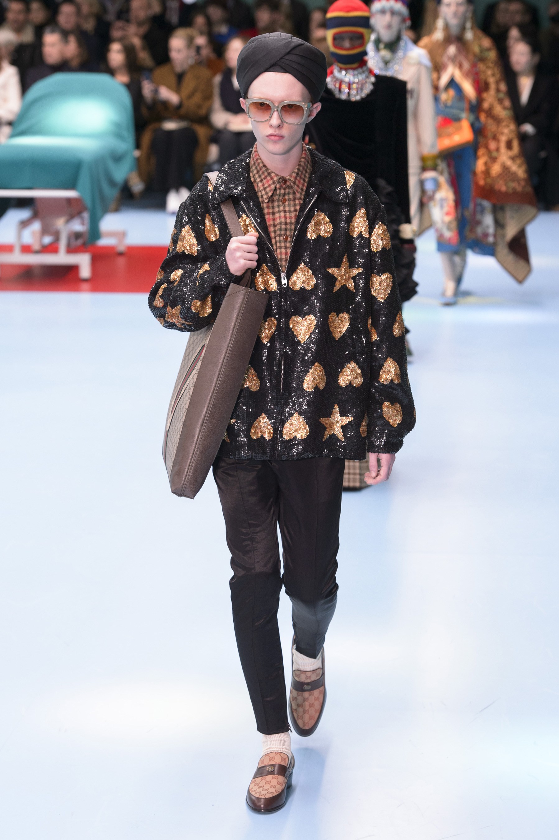 Показ коллекции Gucci ready-to-wear сезона осень 2018