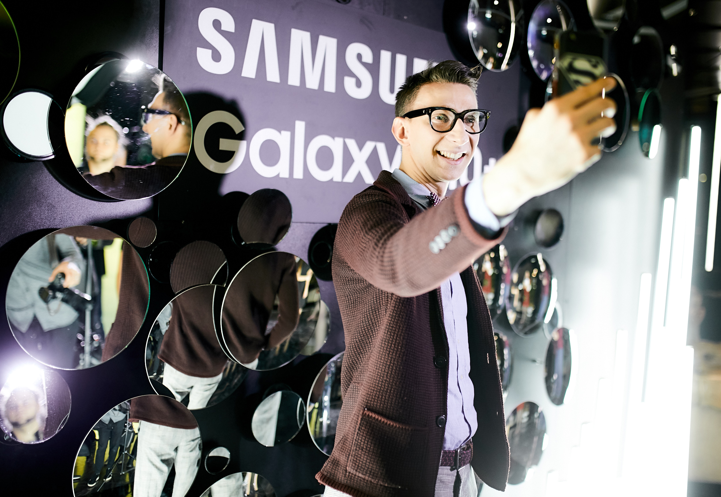 презентация Samsung Galaxy S10, S10+ и S10e