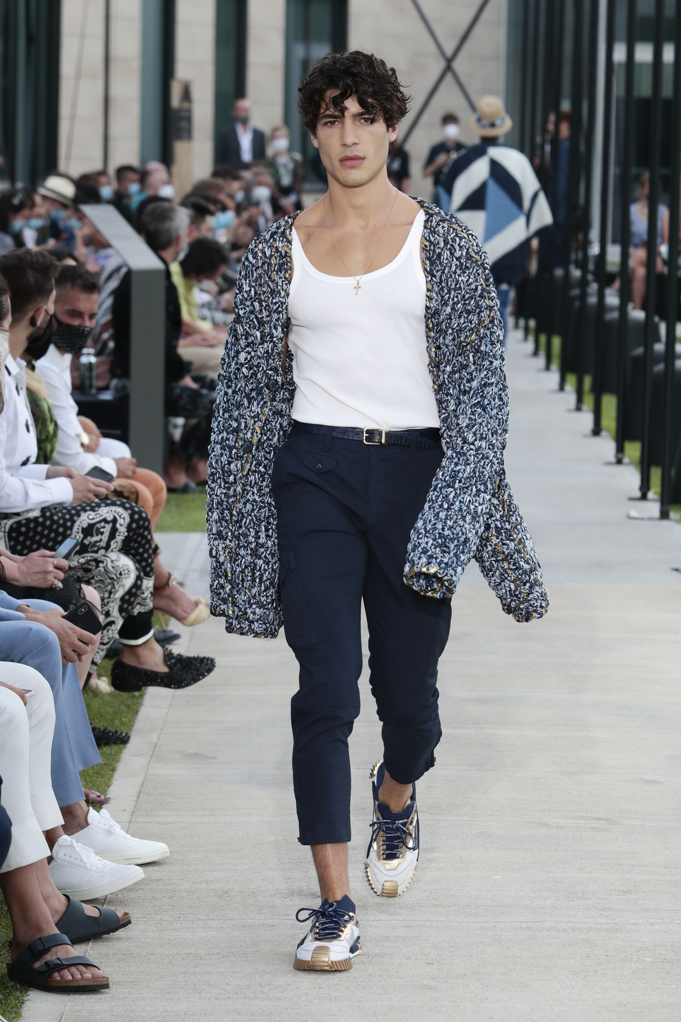 Dolce & Gabbana Spring 2021 meanswear